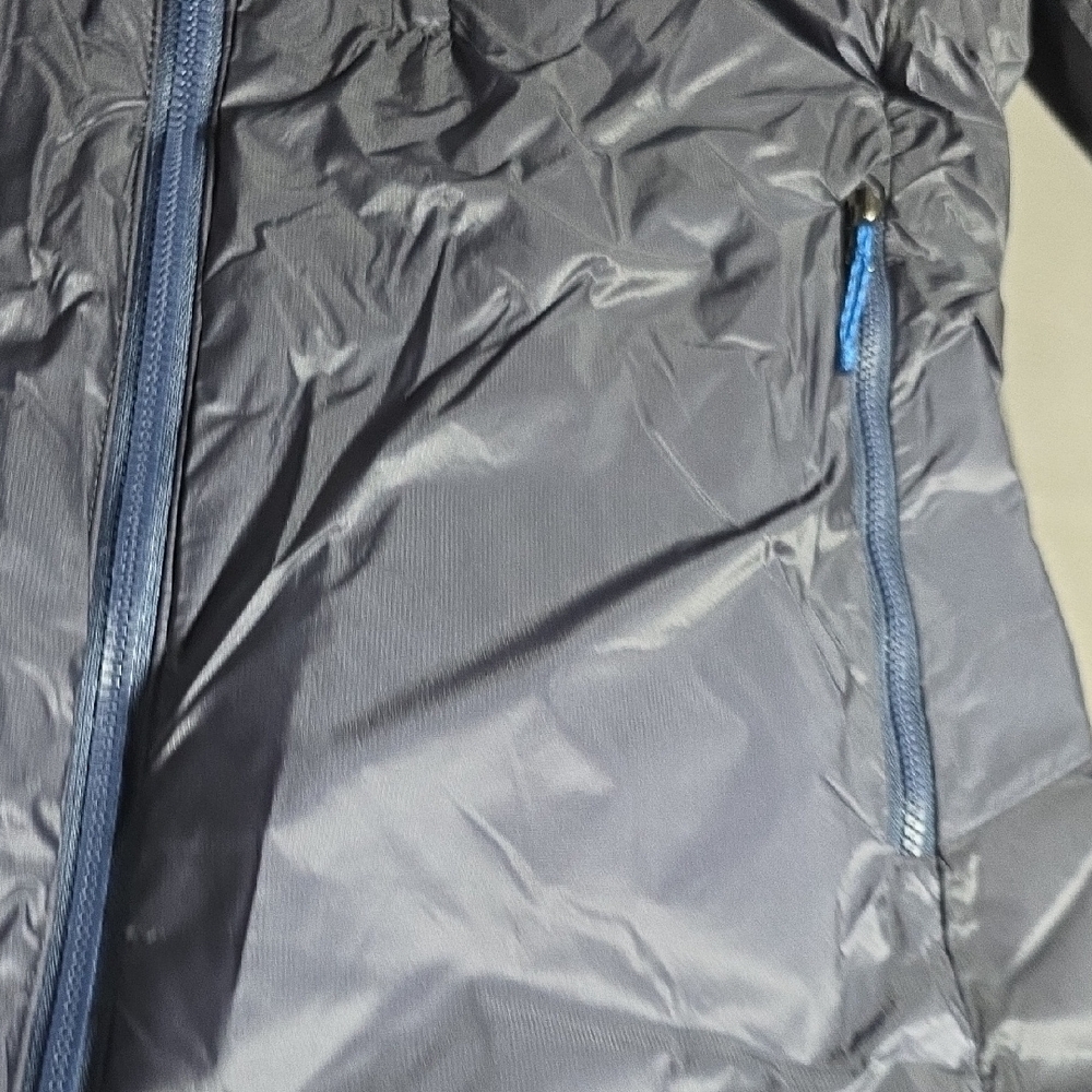 Women's Patagonia DAS Navy Parka with Blue Accents - Picture 6 of 8
